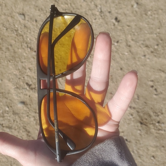 Vintage Night Driver Sunglasses. - Picture 2 of 16